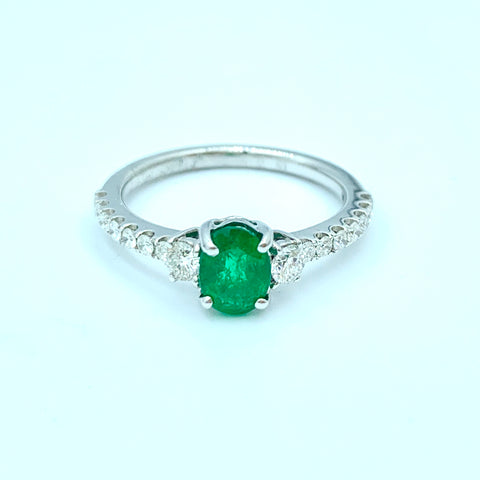 Solitaire - Enchanting Emerald Ring - UAEJEWELS
